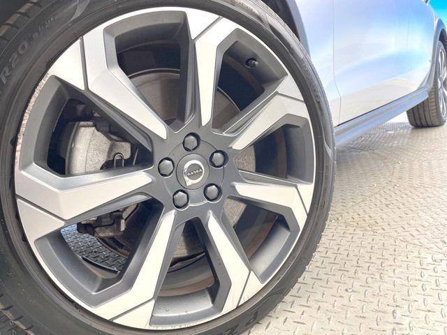 VOLVO VOLVO V60 CROSS COUNTRY 2021
