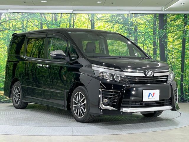 TOYOTA VOXY 2016