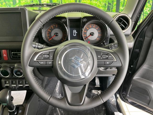 SUZUKI JIMNY NOMADE 2025