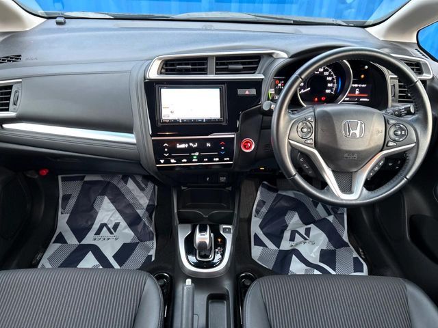 HONDA FIT HYBRID 4WD 2017