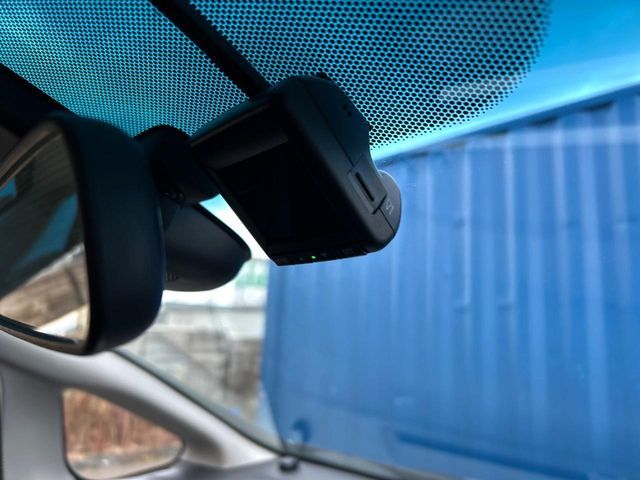 HONDA FIT HYBRID 4WD 2017