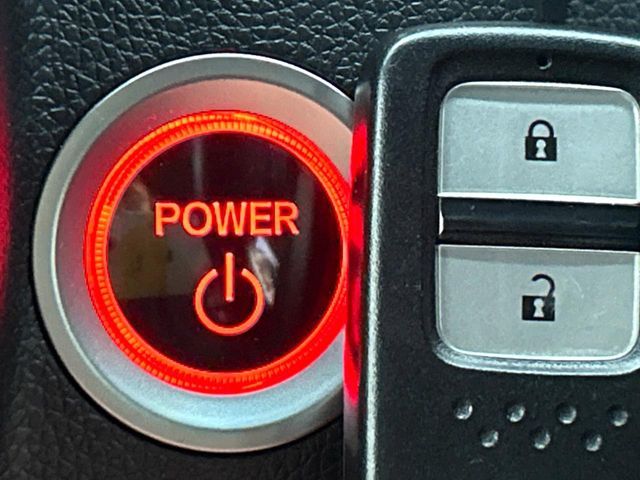 HONDA FIT HYBRID 4WD 2017