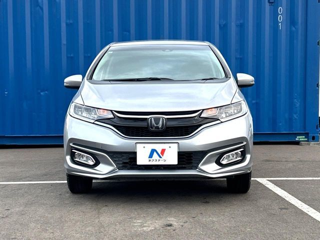HONDA FIT HYBRID 4WD 2017