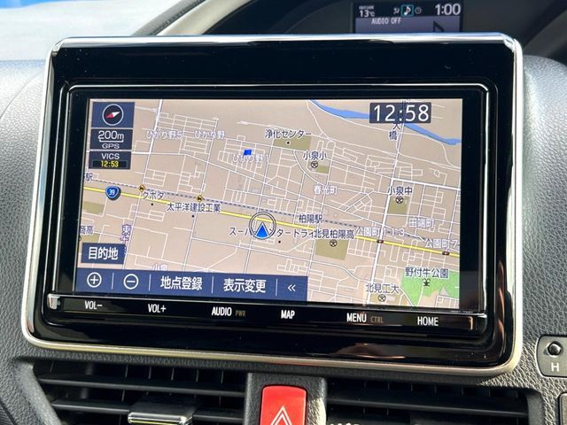 TOYOTA VOXY 4WD 2021