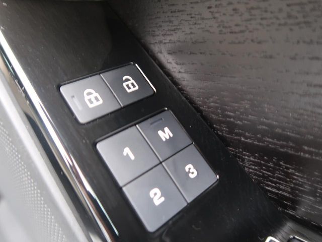 ROVER ROVER RANGE ROVER VELAR 2023