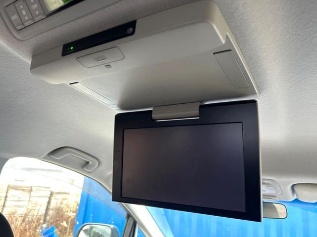 TOYOTA ESTIMA  4WD 2012