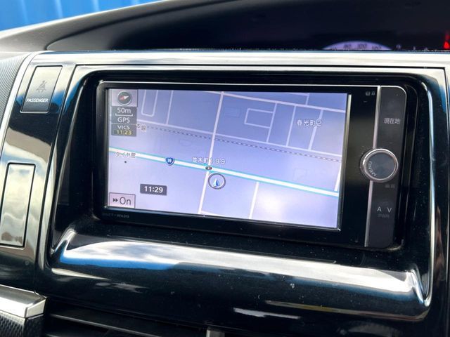 TOYOTA ESTIMA  4WD 2012