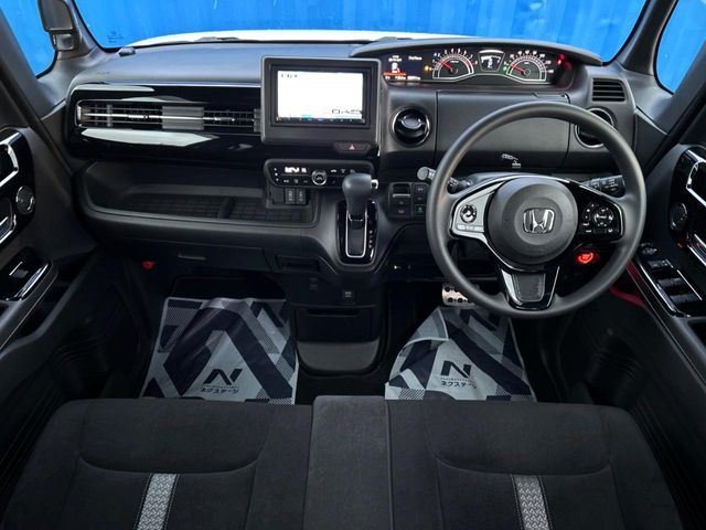 HONDA N BOX CUSTOM 4WD 2022