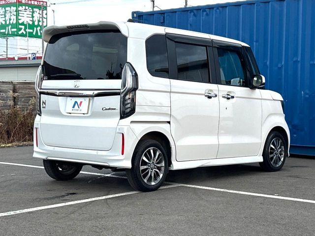 HONDA N BOX CUSTOM 4WD 2022