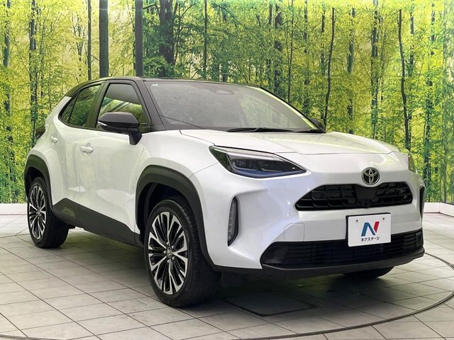 TOYOTA YARIS CROSS 2025