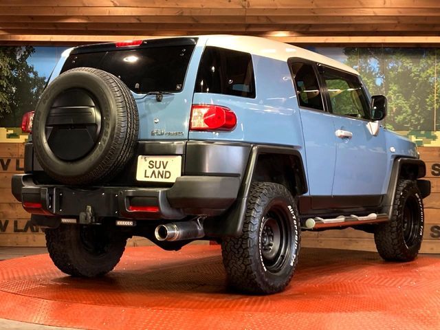 TOYOTA FJ CRUISER 4WD 2014
