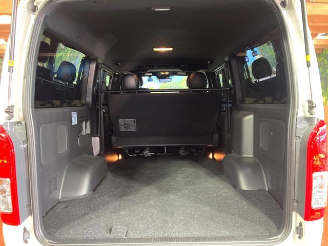 TOYOTA HIACE van 2WD 2023