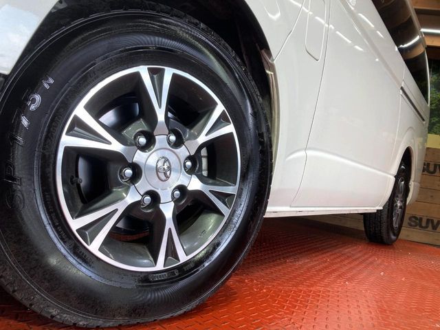 TOYOTA HIACE van 2WD 2023