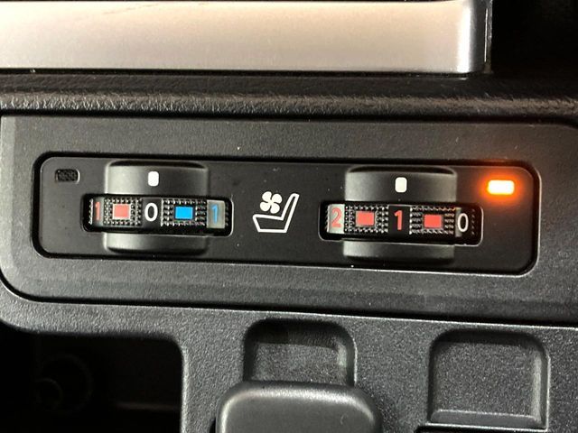 TOYOTA LANDCRUISER PRADO 2021