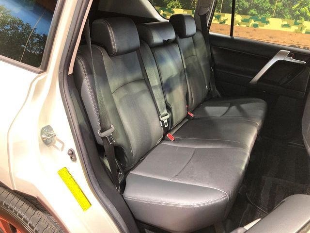 TOYOTA LANDCRUISER PRADO 2021