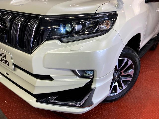 TOYOTA LANDCRUISER PRADO 2021