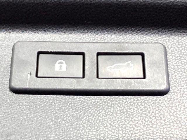 SUBARU FORESTER 2018