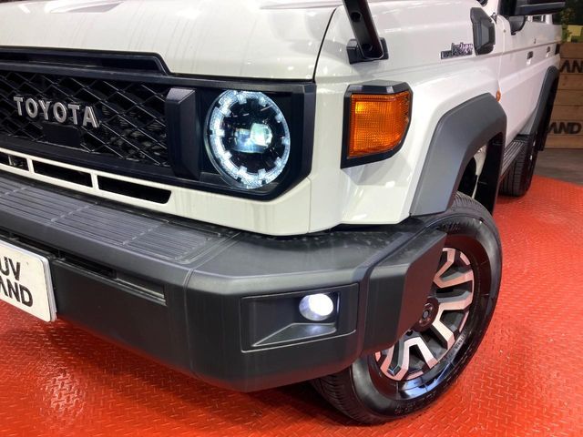 TOYOTA LANDCRUISER 70 2024