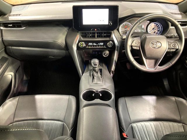 TOYOTA HARRIER 2WD 2023