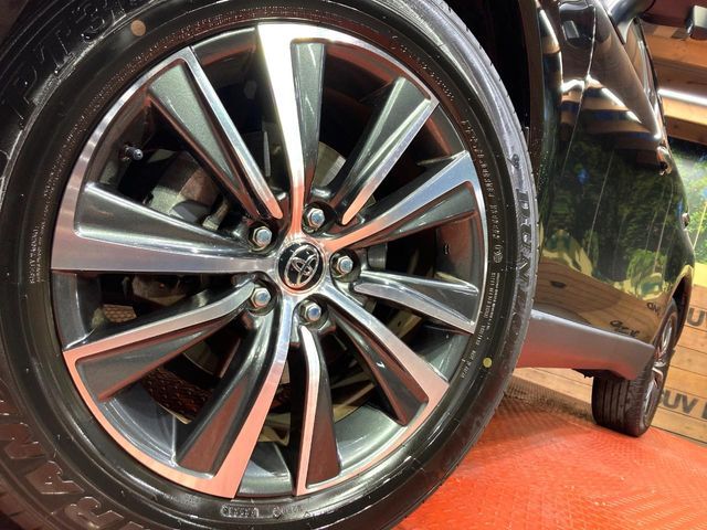 TOYOTA HARRIER 2WD 2023