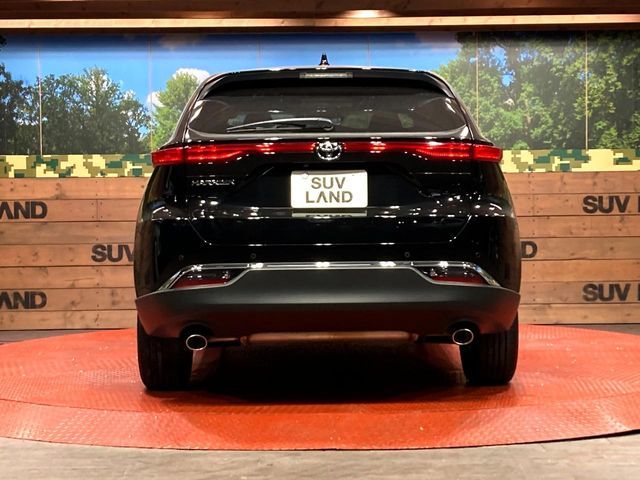 TOYOTA HARRIER 2WD 2023