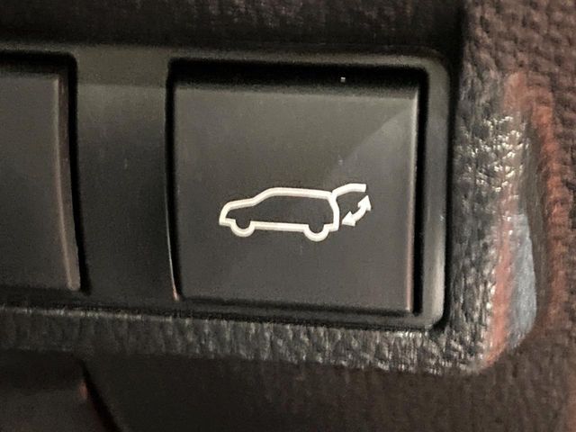 TOYOTA COROLLA CROSS HYBRID 2024