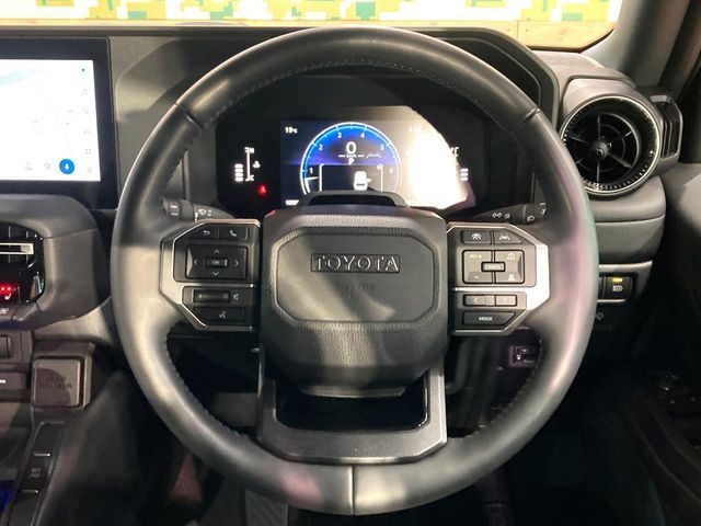 TOYOTA LANDCRUISER 250 2024