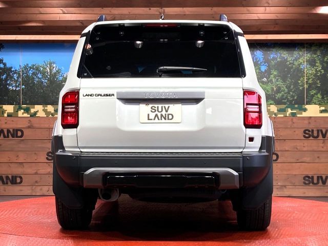 TOYOTA LANDCRUISER 250 2024