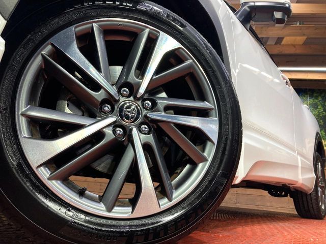 TOYOTA COROLLA CROSS HYBRID 2025