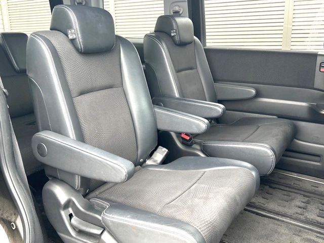 HONDA STEPWAGON SPADA 2012