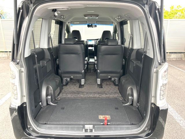 HONDA STEPWAGON SPADA 2012