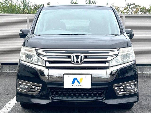 HONDA STEPWAGON SPADA 2012