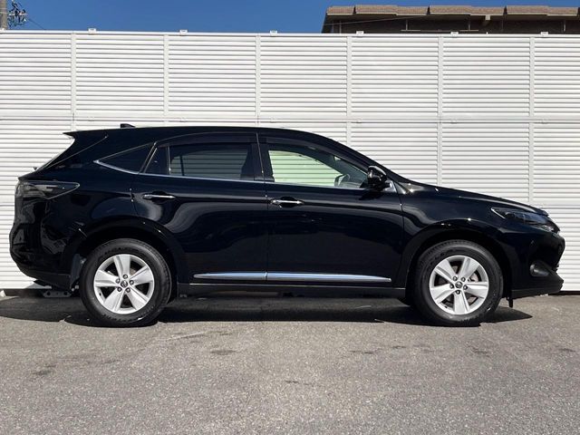 TOYOTA HARRIER 2WD 2016
