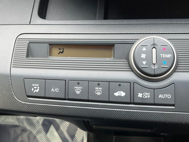 HONDA FREED Spike 2012