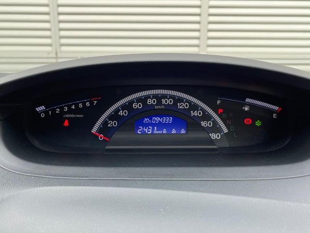 HONDA FREED Spike 2012