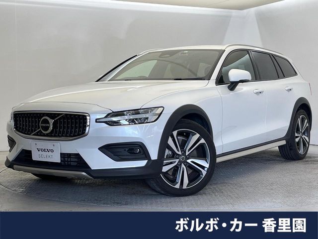VOLVO VOLVO V60 CROSS COUNTRY 2023