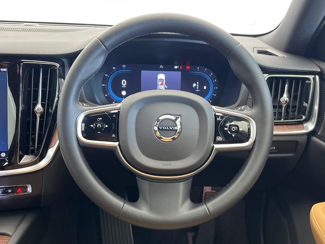 VOLVO VOLVO V60 CROSS COUNTRY 2023