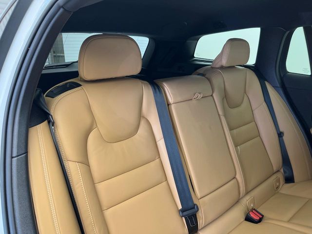 VOLVO VOLVO V60 CROSS COUNTRY 2023