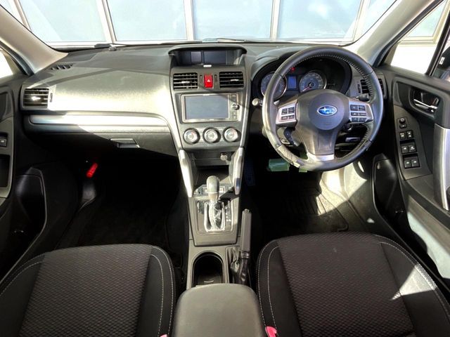 SUBARU FORESTER 2014