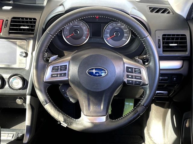 SUBARU FORESTER 2014