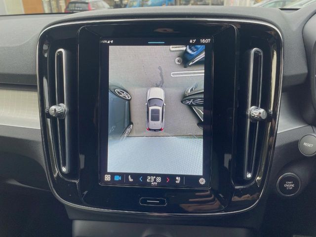 VOLVO VOLVO XC40 2022