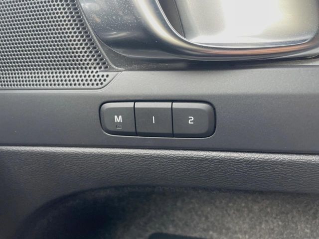 VOLVO VOLVO XC40 2022