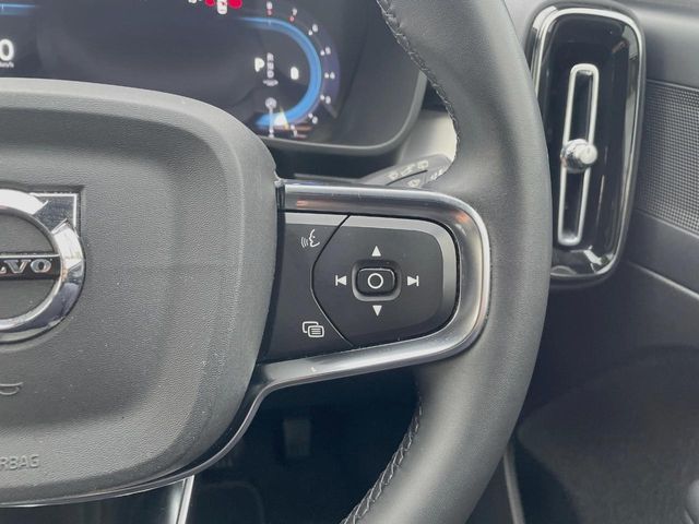 VOLVO VOLVO XC40 2022