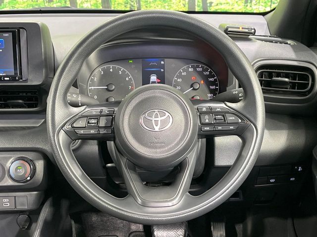 TOYOTA YARIS 2024
