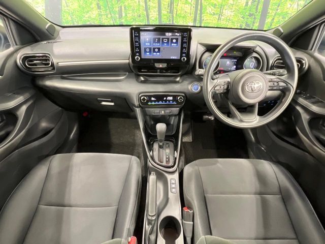 TOYOTA YARIS HYBRID 2020
