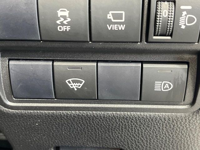 TOYOTA YARIS HYBRID 2020