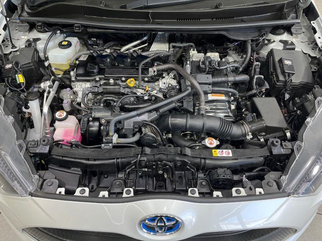 TOYOTA YARIS HYBRID 2020