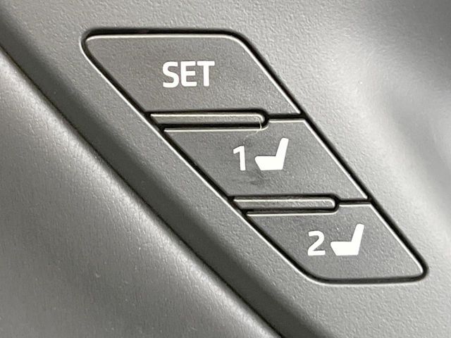 TOYOTA CROWN sedan hybrid 4WD 2018