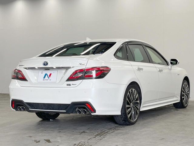 TOYOTA CROWN sedan hybrid 4WD 2018