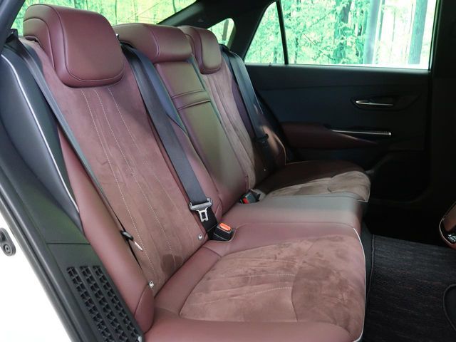 TOYOTA CROWN sedan hybrid 2018